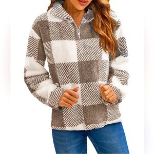 XL Womens Quarter Zip Faux Sherpa Jacket